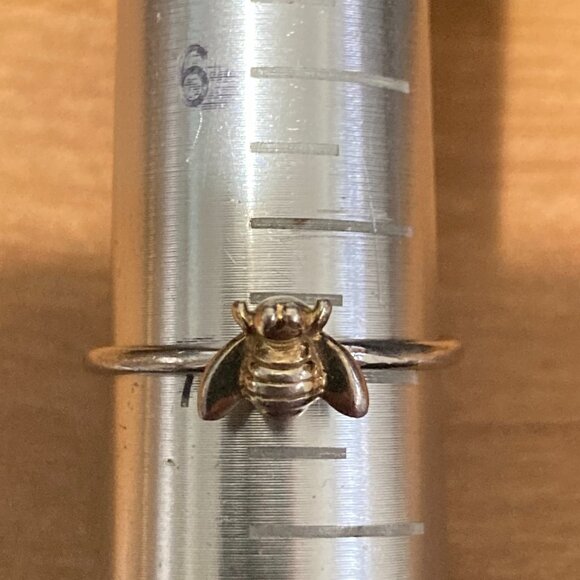 Unk Jewelry - Darling little gold/brass bumble bee on sterling silver band ring